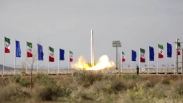 File photo: In this photo released Wednesday, April 22, 2020, by Sepah news, an Iranian rocket carrying a satellite is launched from an undisclosed site believed to be in Iran's Semnan province. © Sepah / AP