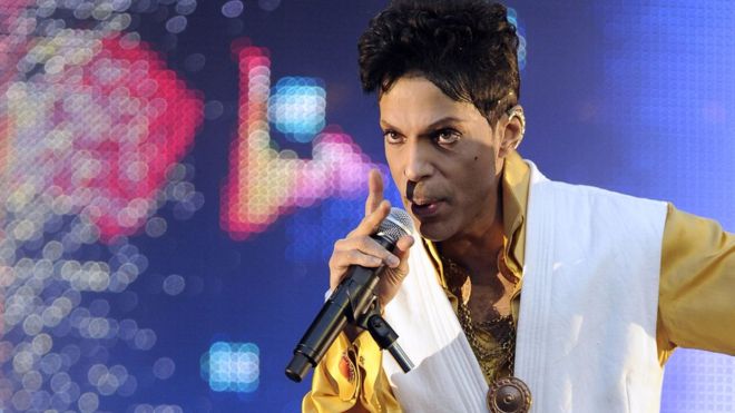 Prince death: Singer's family sues doctor over opioid addiction