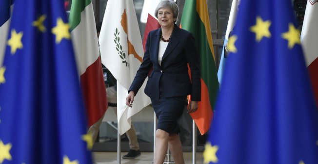 © John Thys / AFP | Britain's Prime Minister Theresa May arrives at the European Council in Brussels on October 17, 2018.