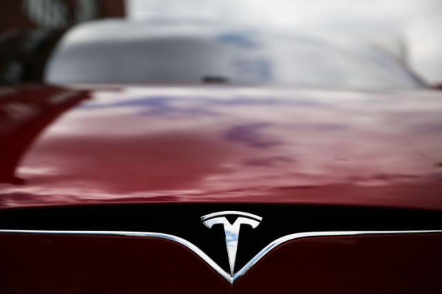 Tesla subpoenaed by SEC over Model 3 production forecasts