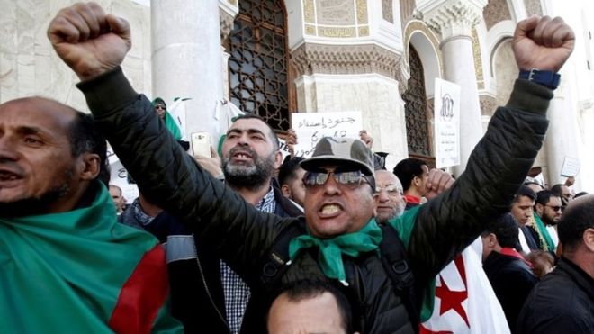 REUTERS / Protesters take to the streets to demand the resignation of President Abdelaziz Bouteflika