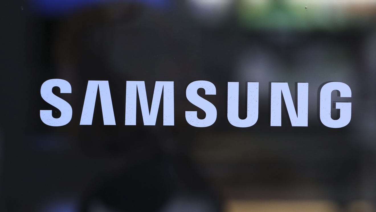 Samsung has plans to launch a debit card this summer
