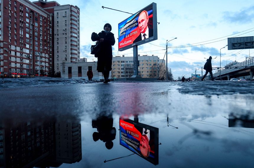 Moscow charges that Ukraine wants nuclear weapons with the intention of attacking Russia; a sign in St. Petersburg. PHOTO: SERGEI MIKHAILICHENKO/AGENCE FRANCE-PRESSE/GETTY IMAGES