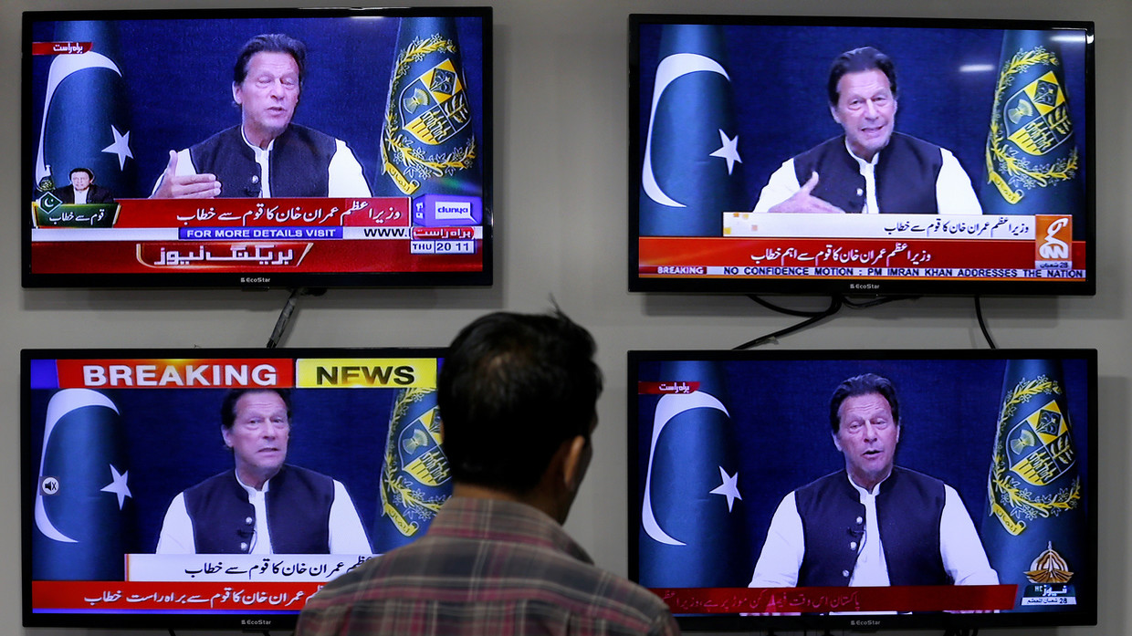 FILE PHOTO: A live address to the nation by Pakistan's Prime Minister Imran Khan. © AP / Anjum Naveed