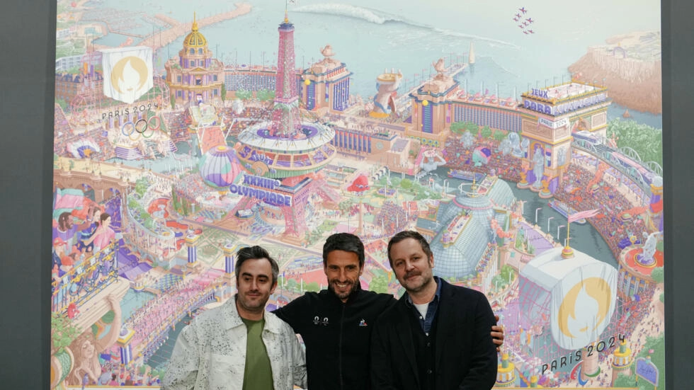 President of the Paris Organising Committee of the 2024 Olympics Tony Estanguet, center, and head of design Joachim Roncin, right, attend the unveiling of the Games official posters, by French artist Ugo Gattoni, left, at the Musée d'Orsay in Paris on March 4, 2024. © Dimitar Dilkoff, AFP