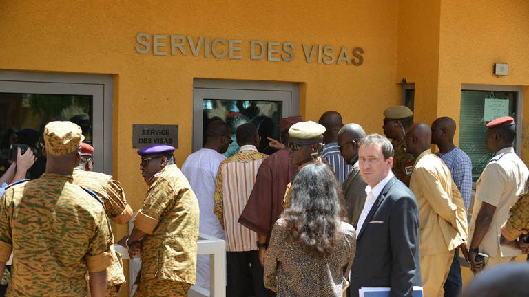 African nation expels French diplomats