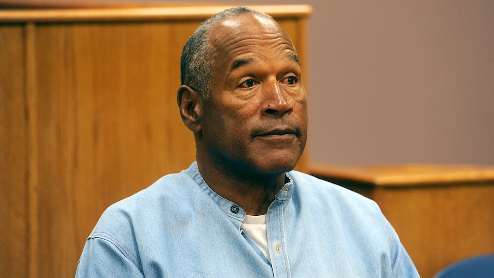 Key moments in OJ Simpson's life The imprisoned former NFL star is set to appear at a parole hearing Thursday.