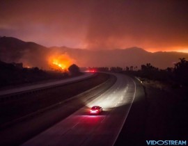 The 101 Highway was closed after the Thomas Fire jumped the road towards the Pacific Coast Highway in Ventura, California, December 7, 2017.