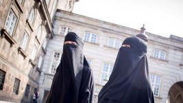 Denmark passes ban on niqabs and burkas
