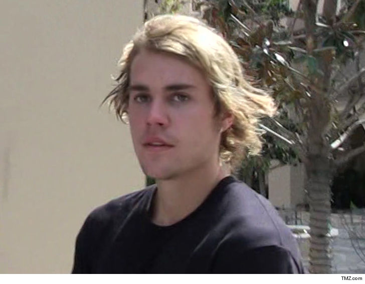 Justin Bieber Punches Man Who Grabbed Woman By the Throat at Coachella Party
