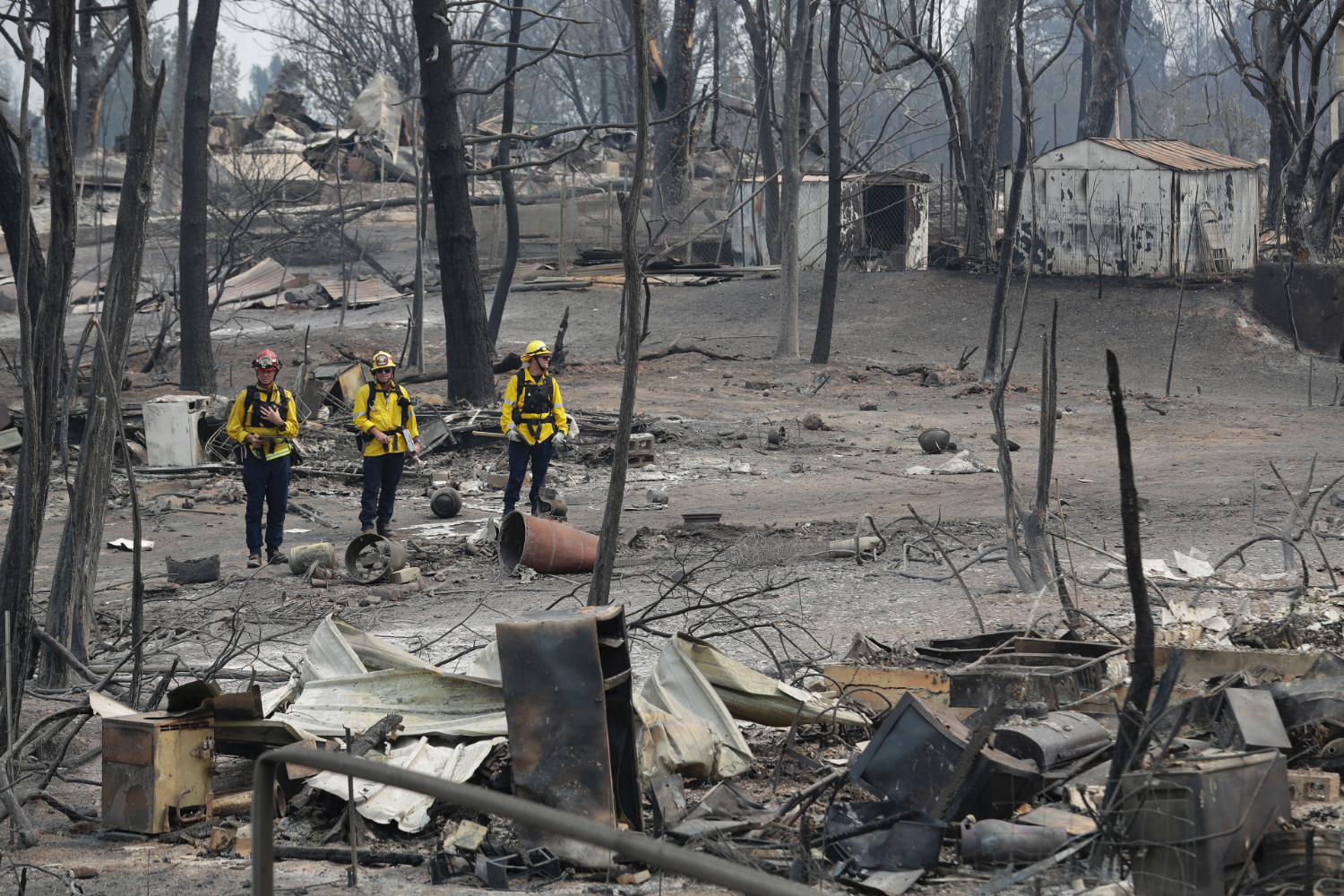 California wildfires claim more lives; crews make progress | Fox News
