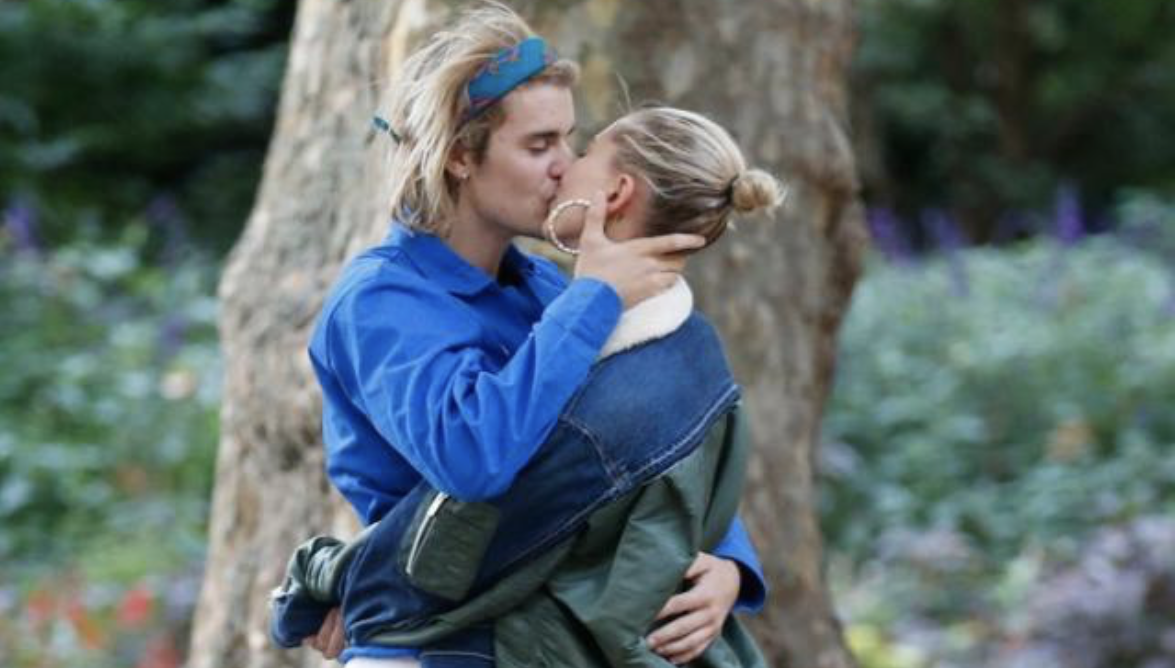 Newlyweds Justin Bieber and Hailey Baldwin Share a Smooch After London Fashion Show