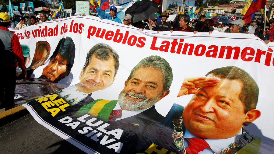 Supporters of Ecuador's former President Rafael Correa protest in Quito, Ecuador. July 5, 2018. © REUTERS/Daniel Tapia