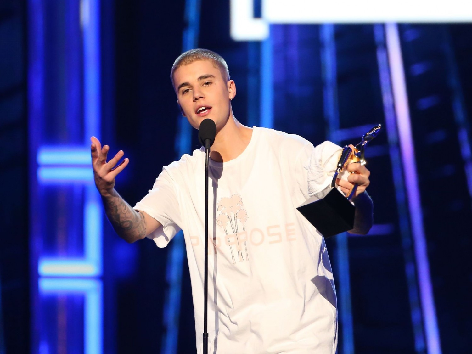 Justin Bieber thanked fans onstage while accepting a trophy during the 2016 Billboard Music Awards. JB Lacroix, WireImage