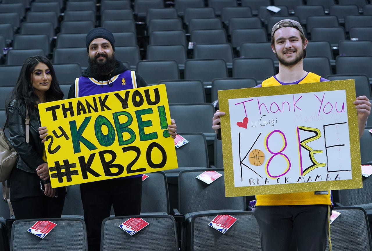 Fans honor Kobe Bryant prior to the Los Angeles Lakers Sacramento Kings game at Golden 1 Center on Feb. 1. THEARON W. HENDERSON, GETTY IMAGES