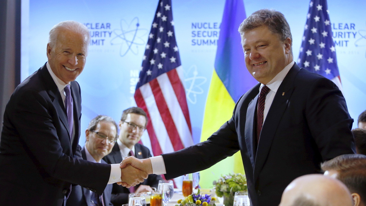 New tapes of Poroshenko-Biden calls reveal ‘independent’ Ukraine was total US client FILE PHOTO. ©  Reuters / Jonathan Ernst