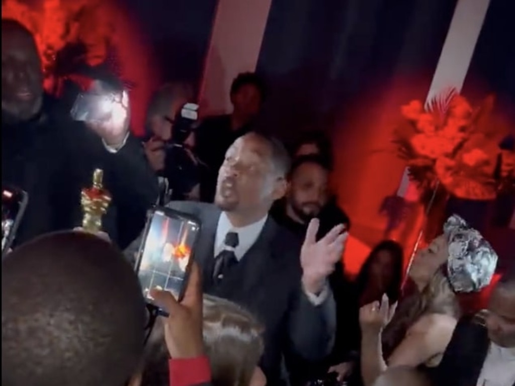 Will Smith was cutting shapes like nothing happened.