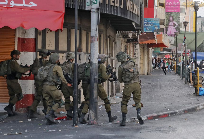 Israeli security forces were on alert for violence Sunday. PHOTO: MOSAB SHAWER/AGENCE FRANCE-PRESSE/GETTY IMAGES