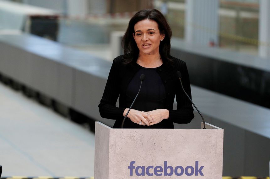 Sheryl Sandberg announced last week she would be leaving her role as chief operating officer of Facebook parent Meta Platforms. PHOTO: PHILIPPE WOJAZER/REUTERS