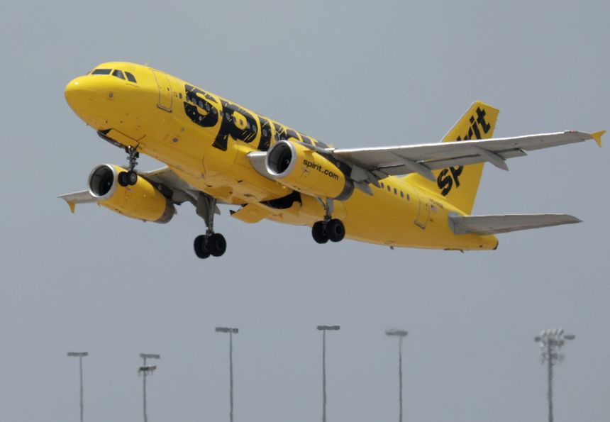 Spirit Airlines has been the object of a public bidding war for months. PHOTO: JOE RAEDLE/GETTY IMAGES