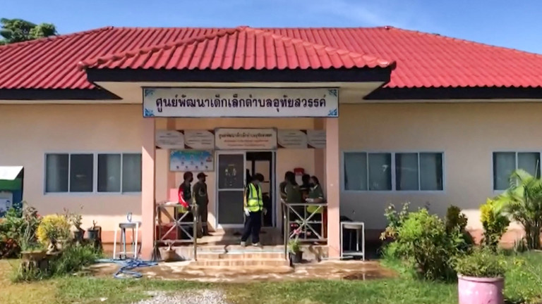 The children’s center in the Thai town of Uthai Sawan where the shooting took place. ©  AFP / Thai PBS