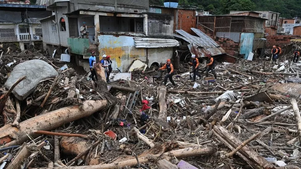 AFP / Rescue efforts continue in Las Tejerias, as torrential rain has caused deadly landslides