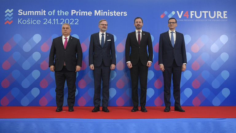 Prime Ministers Viktor Orban of Hungary, Petr Fiala of the Czech Republic, Eduard Heger of Slovakia and Mateusz Morawiecki of Poland, November 24, 2022 ©  Frantisek Ivan / TASR via AP