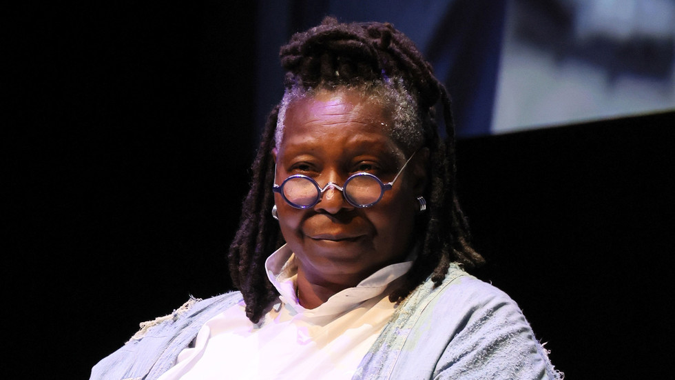 Whoopi Goldberg attends the 'Till' premiere during the 60th New York Film Festival on October 01, 2022. ©  Getty Images / Dia Dipasupil