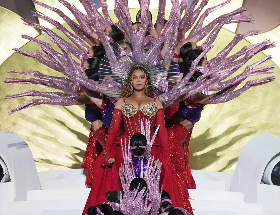 Beyoncé divides fans with Dubai Atlantis Royal live show
