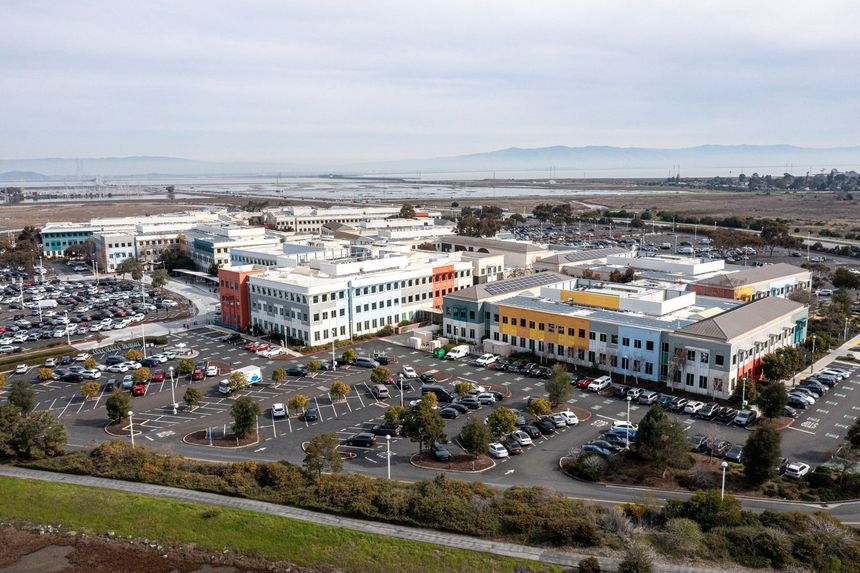 Meta’s headquarters in California. The new subscription service is aimed at increasing security across the company’s services. PHOTO: DAVID PAUL MORRIS/BLOOMBERG NEWS