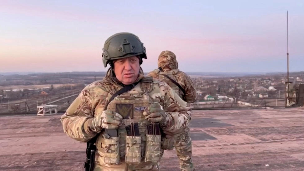 Yevgeny Prigozhin, founder of the Wagner mercenary group, speaks in Paraskoviivka, Ukraine, in this still image from an undated video released on March 3, 2023. © Concord Press Service vía Reuters