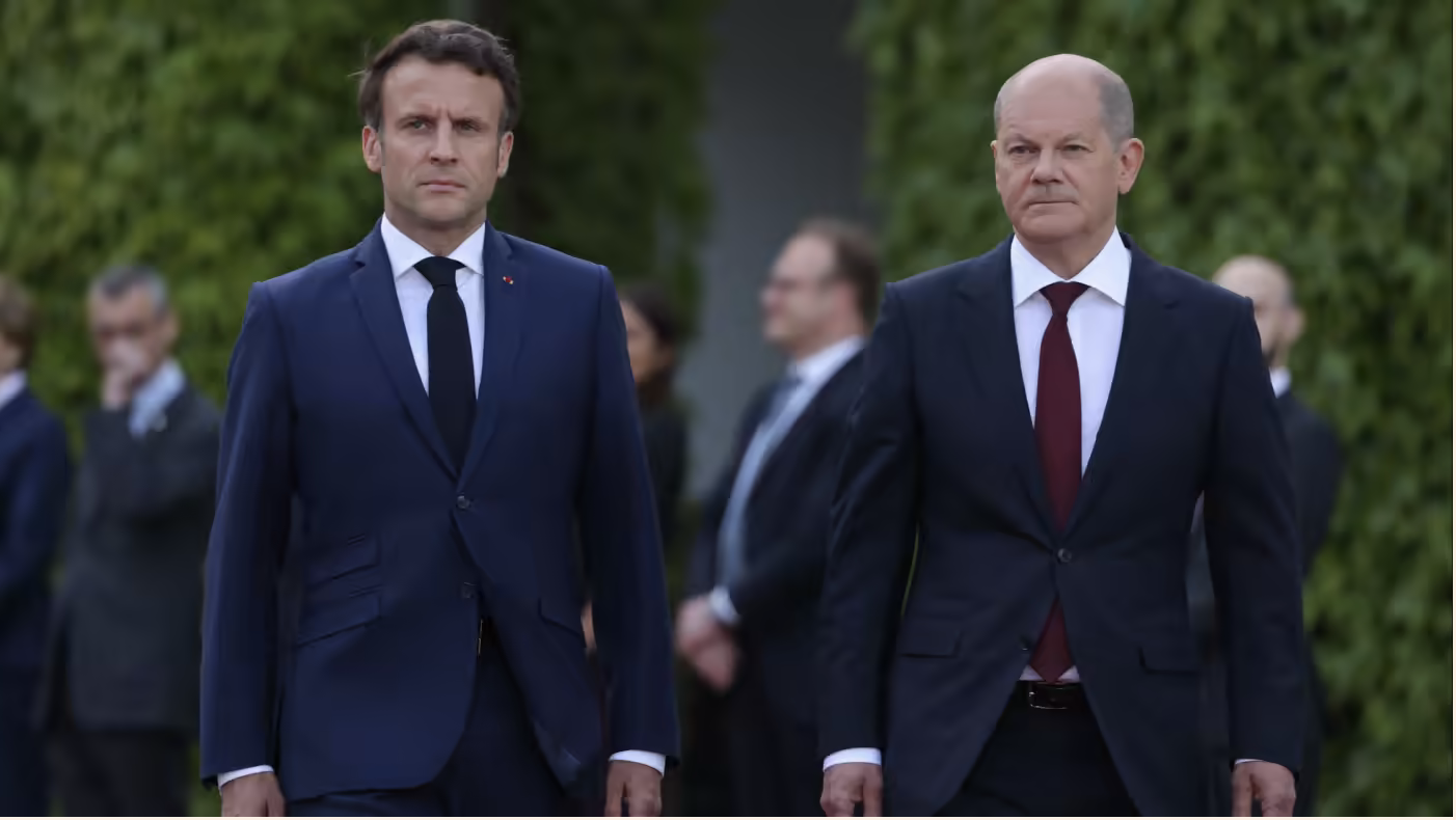 From left, French President Emmanuel Macron and German Chancellor Olaf Scholz. Germany’s new power structure seems uninterested or unwilling to think in European terms © Sean Gallup/Getty Images