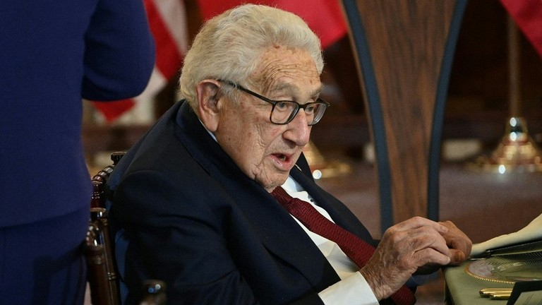 Henry Kissinger attends a luncheon at the US State Department in Washington DC, December 1, 2022 ©  AFP / Roberto Schmidt