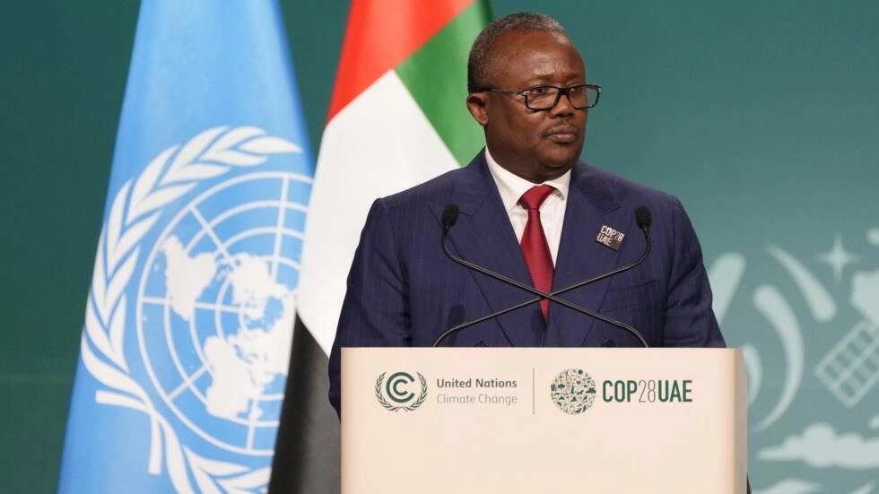 Guinea-Bissau President Umaro Sissoco Embalo speaks during a plenary session at the COP28 U.N. Climate Summit, Friday, Dec. 1, 2023, in Dubai, United Arab Emirates. © Peter Dejong, AP