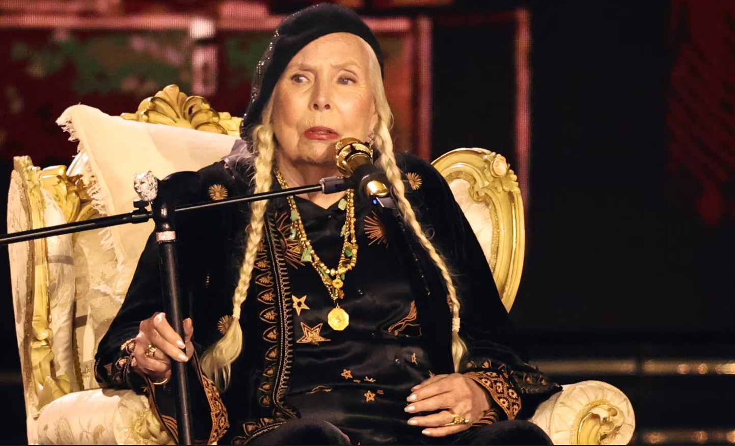 Joni Mitchell performs Both Sides Now. Photograph: Mike Blake/Reuters