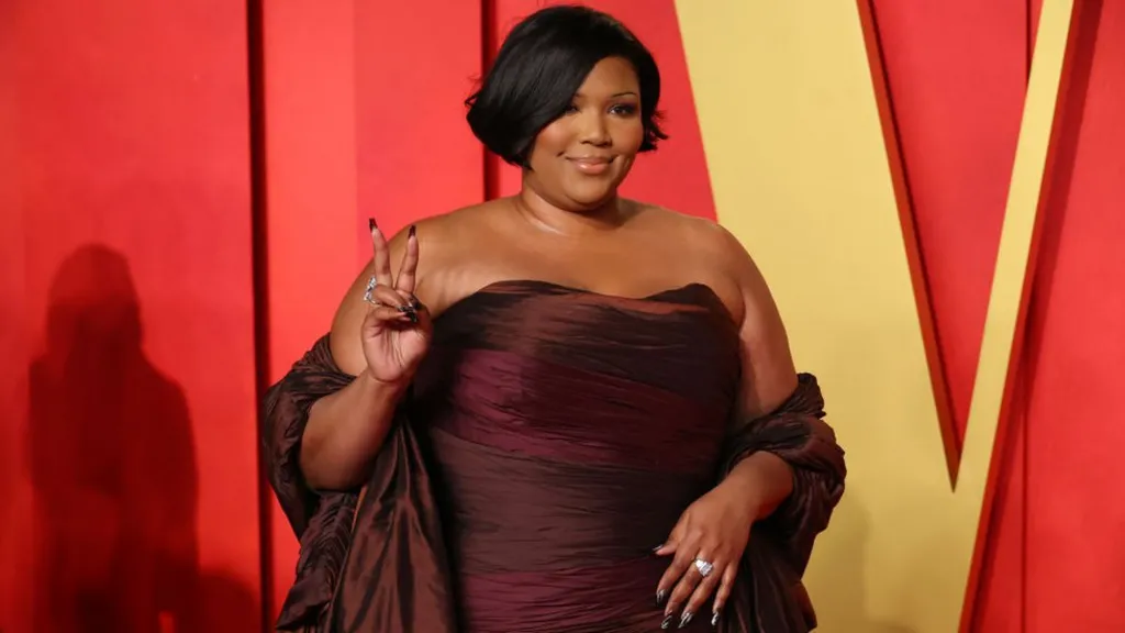 Lizzo clarifies she is not quitting music industry, just 'negative energy'